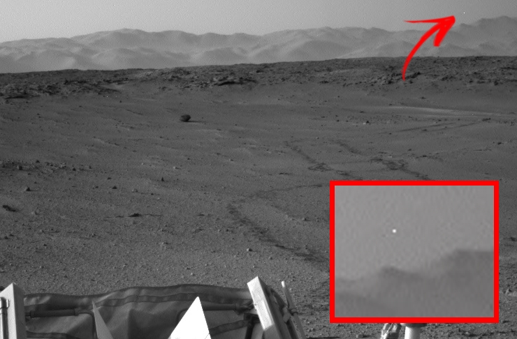 naves-em-marte-2 Conspiração: Os estranhos objetos voadores não identificados de Marte