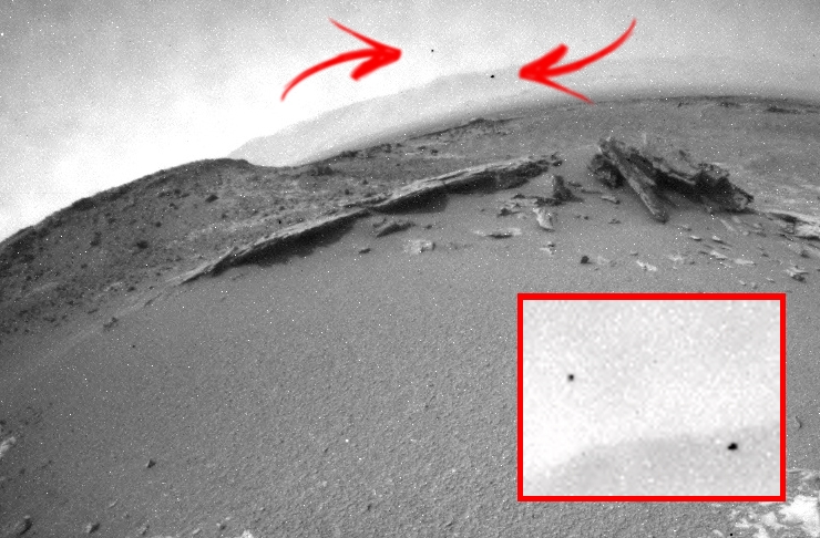 naves-em-marte-5 Conspiração: Os estranhos objetos voadores não identificados de Marte
