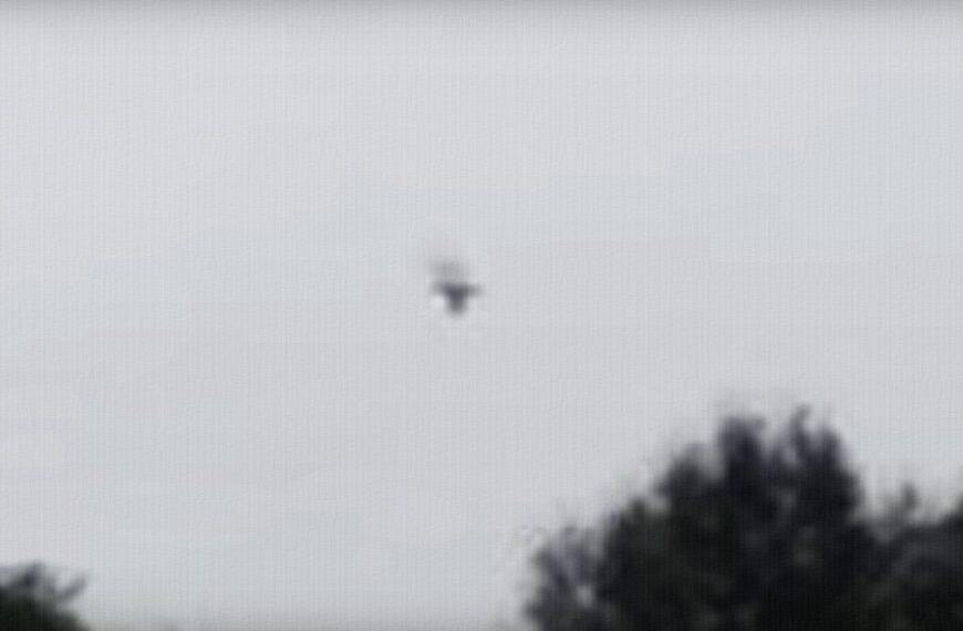 UFO-em-forma-de-diamante-Destaque-870x570 Suposta filmagem de OVNI capturada no Brasil