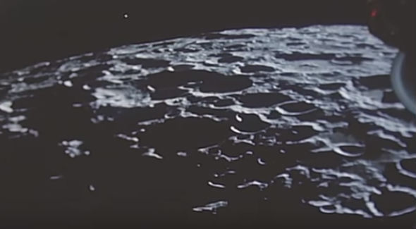 luzes-lua-1 OVNIs na Lua: Você sabia que estranhas luzes foram capturadas durante a missão Apollo 10?