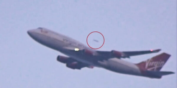 TOP-10-UFO-Sightings-From-Plane-destaque-600x300 Curiosidades